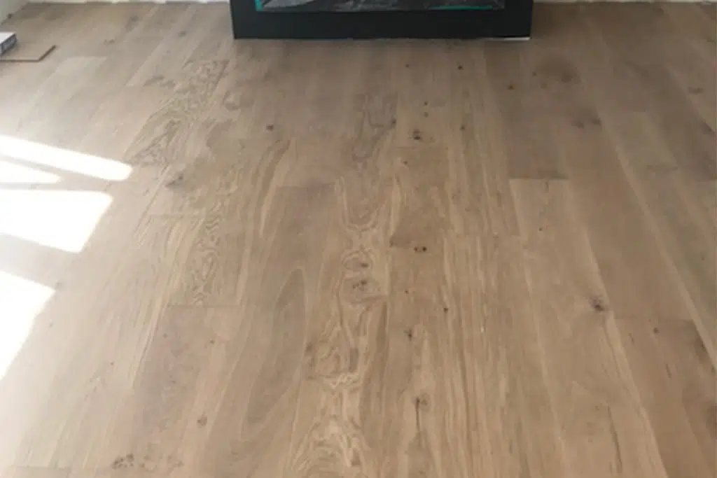 under laminate heating